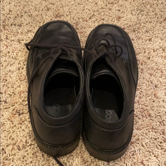 Boys black leather ECCO shoes size 38 - Picture 2 of 5